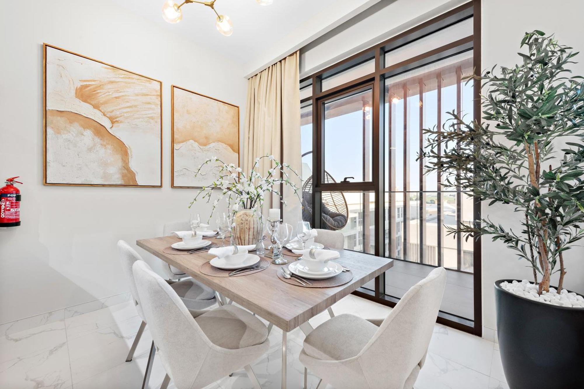 Appartement Luxurious 2br With Pool & Gym Access L Near Downtown Dubai