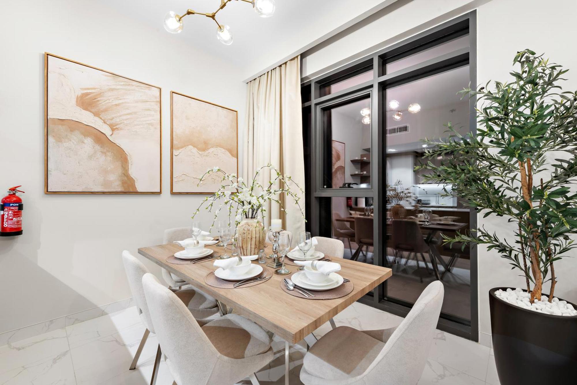 Luxurious 2br With Pool & Gym Access L Near Downtown Appartement *