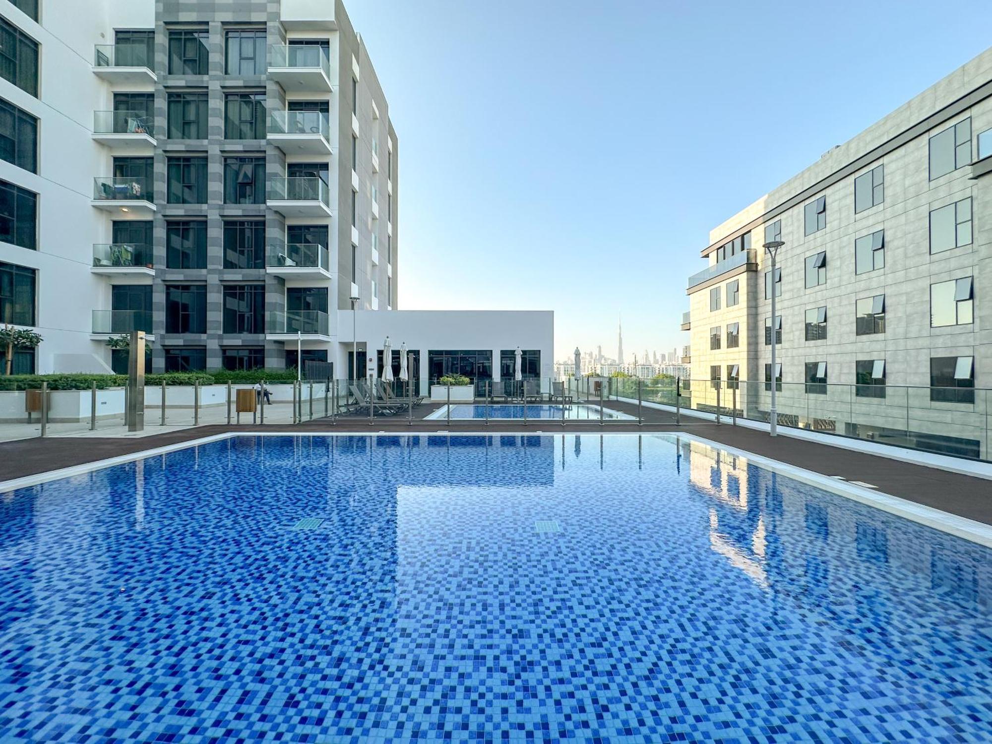 Luxurious 2br With Pool & Gym Access L Near Downtown Appartement Dubai