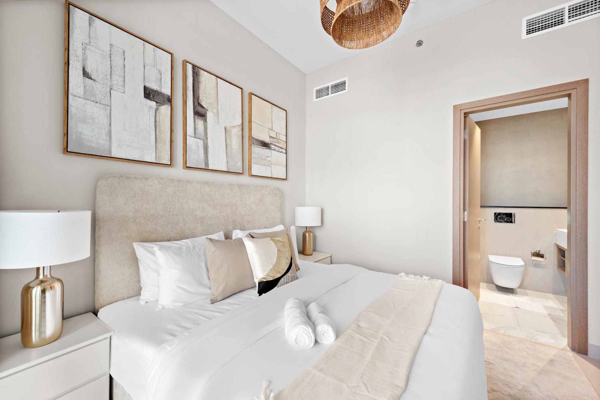 Appartement Luxurious 2br With Pool & Gym Access L Near Downtown *