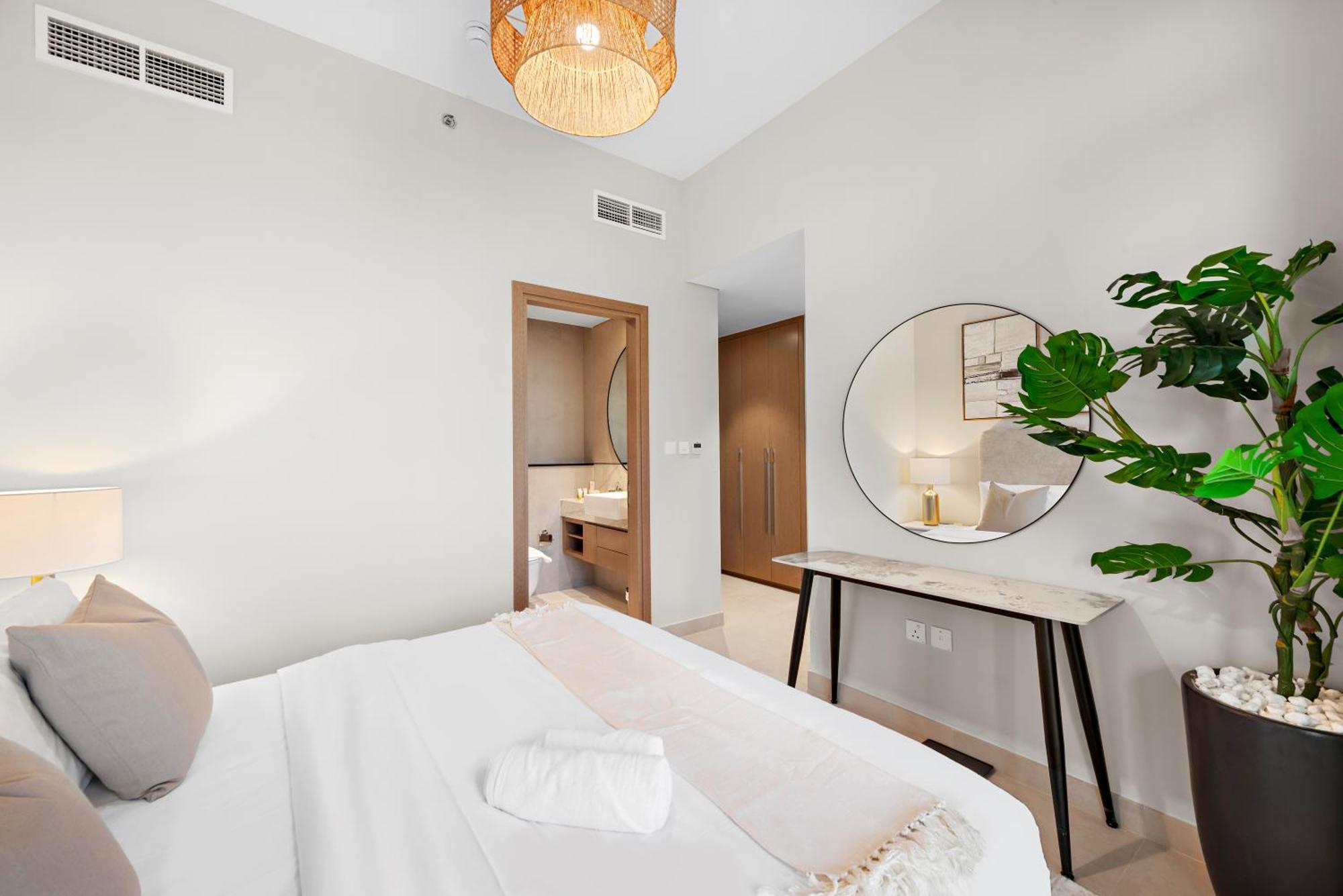 Appartement Luxurious 2br With Pool & Gym Access L Near Downtown